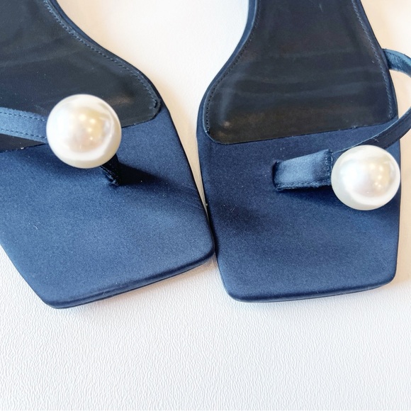Toteme Pearl Embellished Black Satin Sandals 40 - Picture 10 of 12